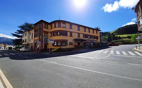 Hosteria Picos De Europa